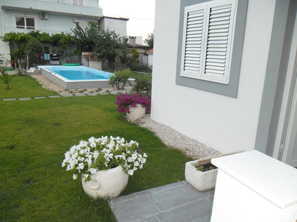 Rooms & Apartments Marinero Betina  Habitación foto