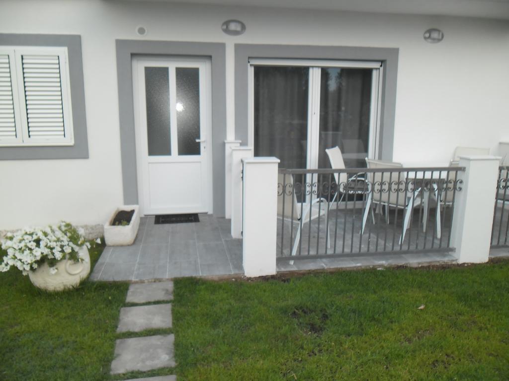 Rooms & Apartments Marinero Betina  Habitación foto